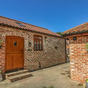 https://stable-cottage-thirsk.yorkshirehotels.net